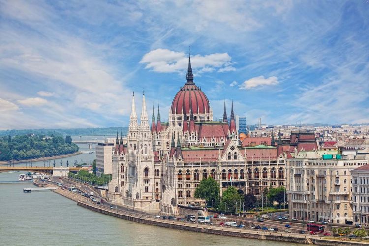 Дворец венгерского парламента